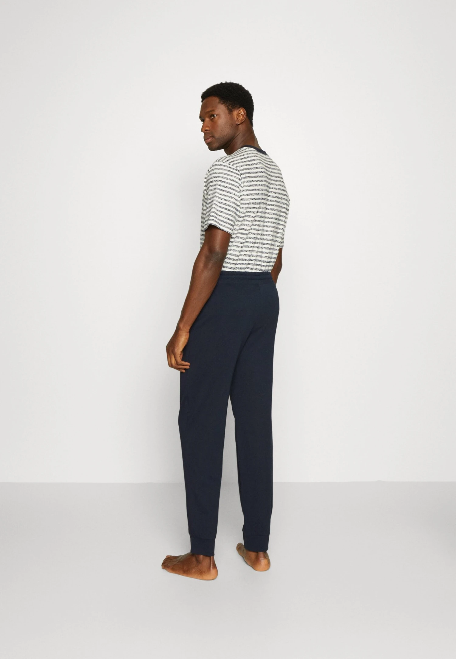 Pier One 2 PACK - Spodnie Od Piżamy - Dark Blue/mottled Light Grey 4 Pier One 2 PACK - Spodnie Od Piżamy - Dark Blue/mottled Light Grey - obrazek 4