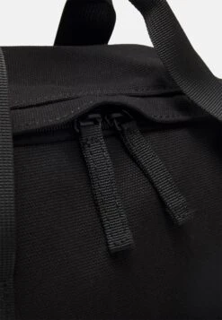 Pier One UNISEX - Plecak - Black 8 Pier One UNISEX - Plecak - Black -Pier One 091bcb971bdf459f96a5e0898d7e22d2