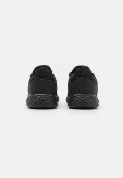 Pier One Sneakersy Niskie - Black 8 Pier One Sneakersy Niskie - Black -Pier One 0e6cbb7d412f4f6c8f74349f47c6c67a
