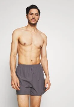 Pier One 5 PACK - Bokserki - Black/grey/red -Pier One 12c7a3e37ad04c92934d73a587d9fa70