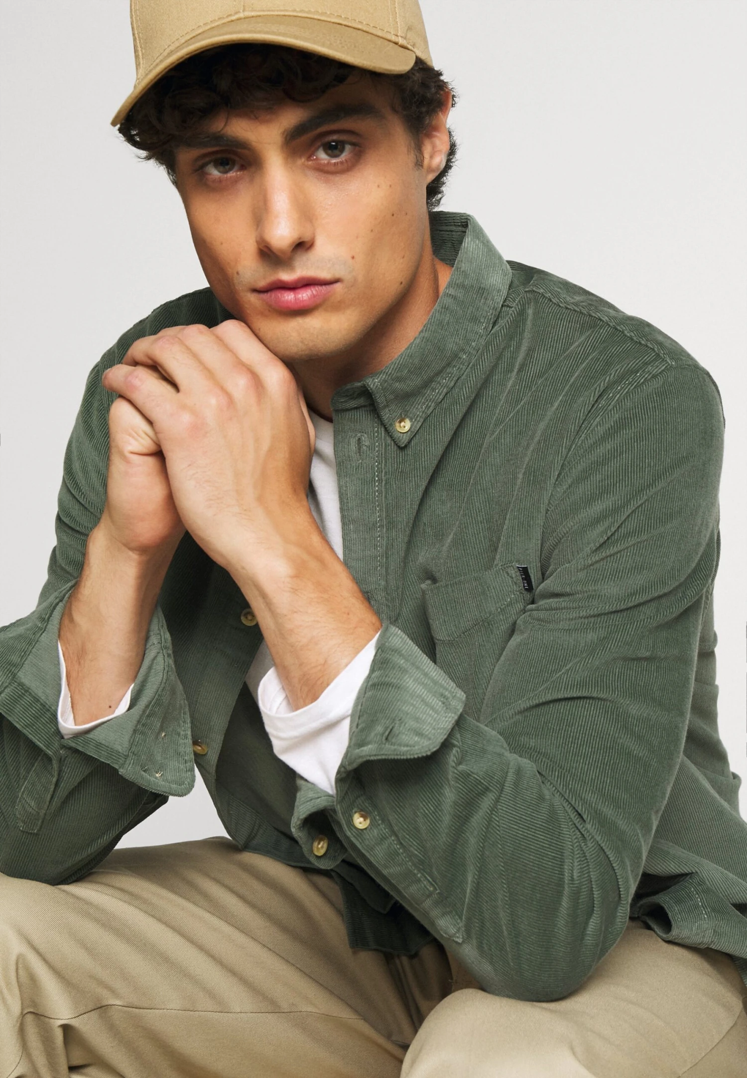 Pier One CORDUROY - Koszula - Green 4 Pier One CORDUROY - Koszula - Green - obrazek 4