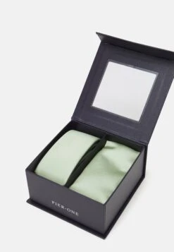 Pier One SET - Poszetka - Light Green -Pier One 186418c4632045a49f49be956c5a79e1