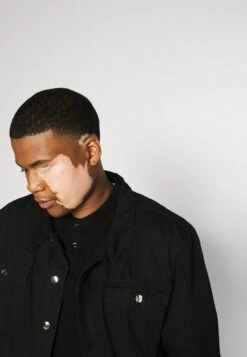 Pier One Koszulka Polo - Black 11 Pier One Koszulka Polo - Black -Pier One 18934fae806543f29623a18960d59ffe