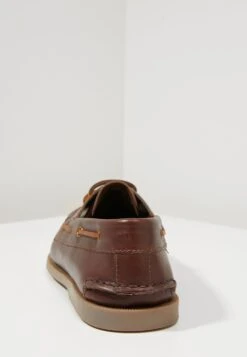 Pier One Buty żeglarskie - Brown -Pier One 26795359e4fa45ba9e936172beb2a604