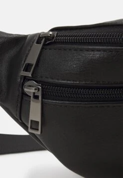 Pier One UNISEX - Saszetka Nerka - Black -Pier One 33cd774ee9684067b799c689aa29ae78