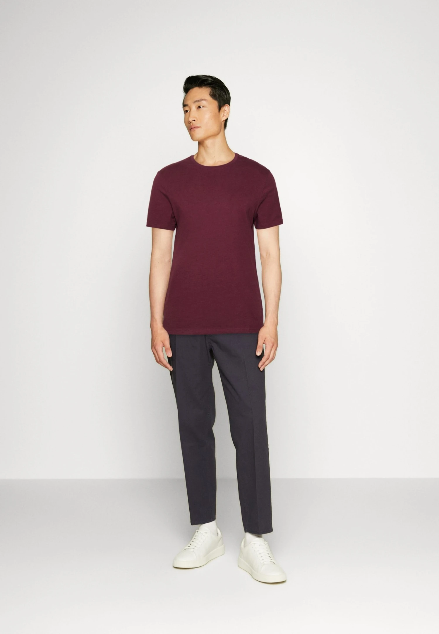 Pier One 5 PACK - T-shirt Basic - Dark Blue/pink/off-white 1 Pier One 5 PACK - T-shirt Basic - Dark Blue/pink/off-white