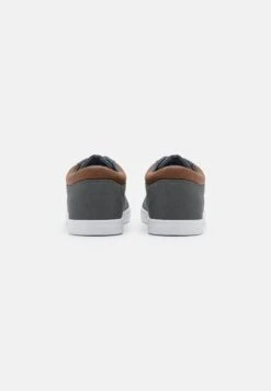 Pier One UNISEX - Sneakersy Niskie - Grey 8 Pier One UNISEX - Sneakersy Niskie - Grey -Pier One 4b65cf34cf5e47c0a6efdc07f3d8fa53