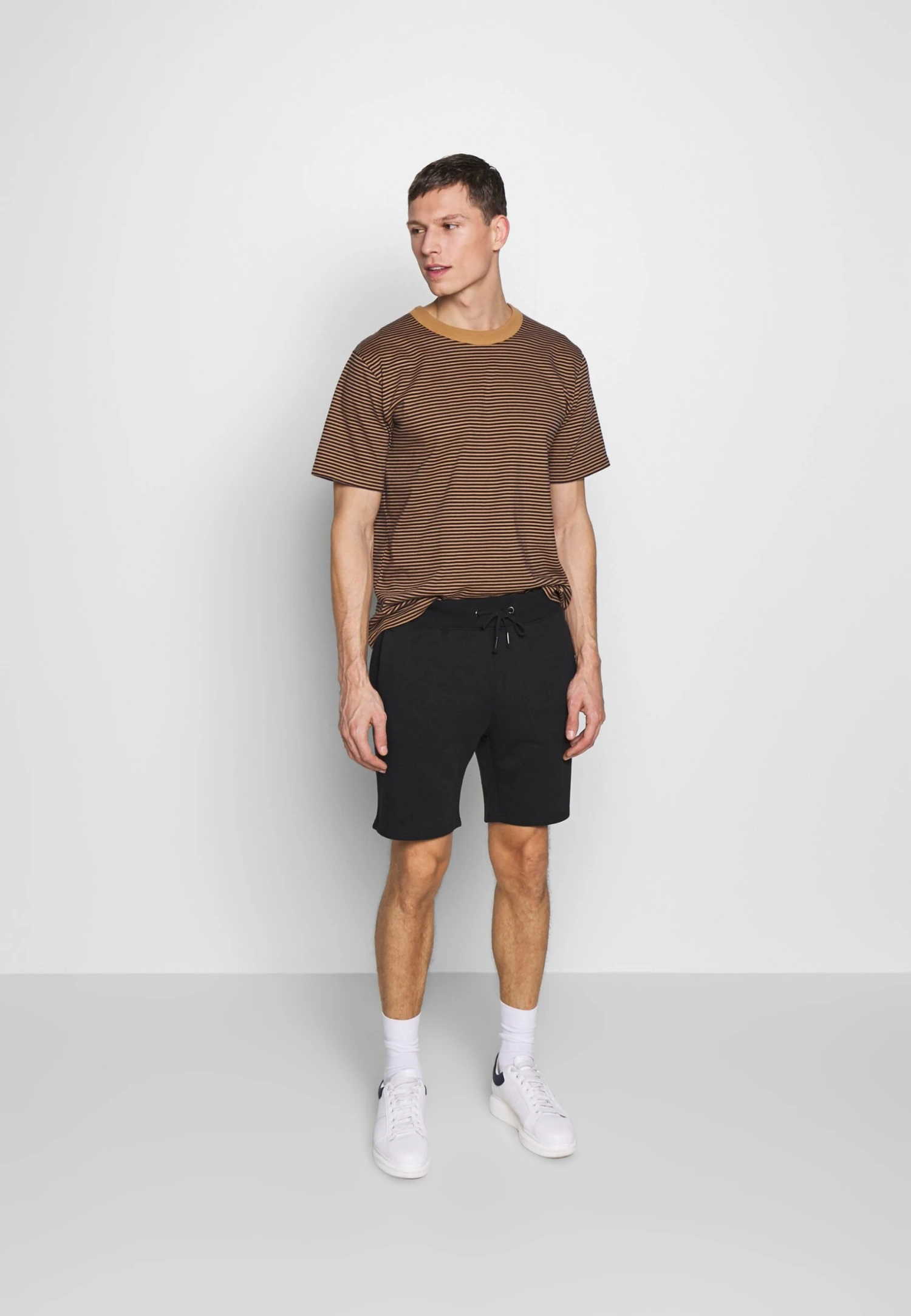 Pier One 2 PACK - Szorty - Light Grey /black 2 Pier One 2 PACK - Szorty - Light Grey /black - obrazek 2