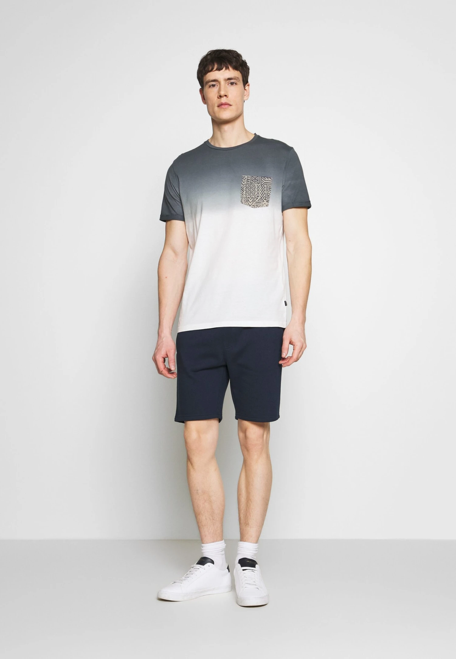 Pier One 2 PACK - Szorty - Dark Blue/black 2 Pier One 2 PACK - Szorty - Dark Blue/black - obrazek 2