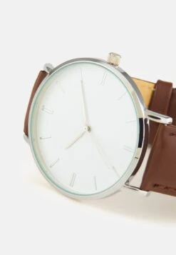 Pier One UNISEX - Zegarek - Brown -Pier One 4f1c6bbcacda485eb81e287421339e84