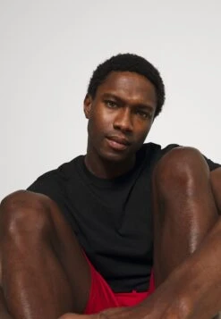 Pier One 3 PACK - Spodnie Od Piżamy - Black/mottled Dark Grey/red -Pier One 4f57fa2361ff43dba0b55c4847802e72