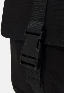 Pier One UNISEX - Plecak - Black 9 Pier One UNISEX - Plecak - Black -Pier One 51f6a534148746ce86c8d5541f8d6a7b