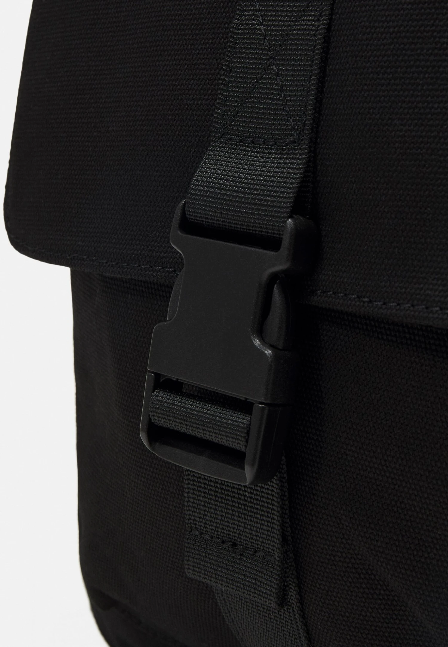 Pier One UNISEX - Plecak - Black 5 Pier One UNISEX - Plecak - Black - obrazek 5