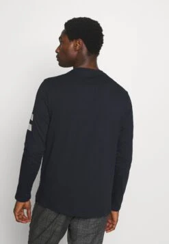 Pier One Bluzka Z Długim Rękawem - Dark Blue 8 Pier One Bluzka Z Długim Rękawem - Dark Blue -Pier One 53072bdb54a1435da7e55ce1ba6ee9b5