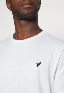 Pier One 5 PACK - T-shirt Basic - White/blue/stone 15 Pier One 5 PACK - T-shirt Basic - White/blue/stone -Pier One 5838dd46526247959db36fa669d89e4b