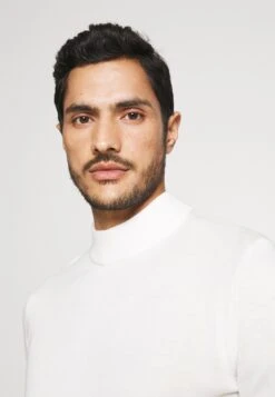 Pier One Sweter - White 11 Pier One Sweter - White -Pier One 5f0d1b0fc9994eb4a0ce0d288748551c