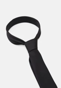 Pier One SET - Krawat - Black 9 Pier One SET - Krawat - Black -Pier One 5fb732a4a6f04e1db777f11668a26110