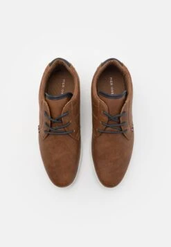 Pier One Sznurowane Obuwie Sportowe - Cognac/white 9 Pier One Sznurowane Obuwie Sportowe - Cognac/white -Pier One 640bfce7340948fdabf914861e9bbb2b