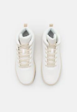 Pier One Sneakersy Wysokie - White 9 Pier One Sneakersy Wysokie - White -Pier One 67a59af2ceec42399f76580a77f7fabb