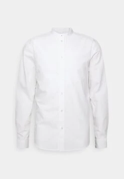 Pier One 2 PACK - Koszula - White/olive 14 Pier One 2 PACK - Koszula - White/olive -Pier One 6d80d9b1d39a4ea085983c472cfdc36e