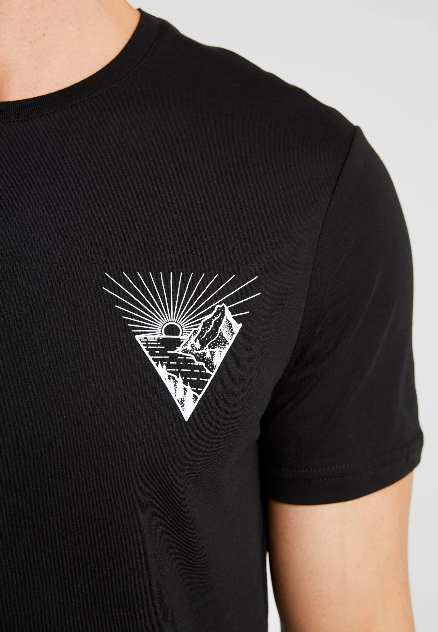 Pier One T-shirt Z Nadrukiem - Black 5 Pier One T-shirt Z Nadrukiem - Black - obrazek 5