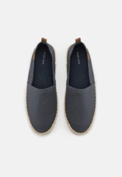 Pier One UNISEX - Espadryle - Dark Grey 7 Pier One UNISEX - Espadryle - Dark Grey -Pier One 78088d294b5a42328779bc35d556eee2