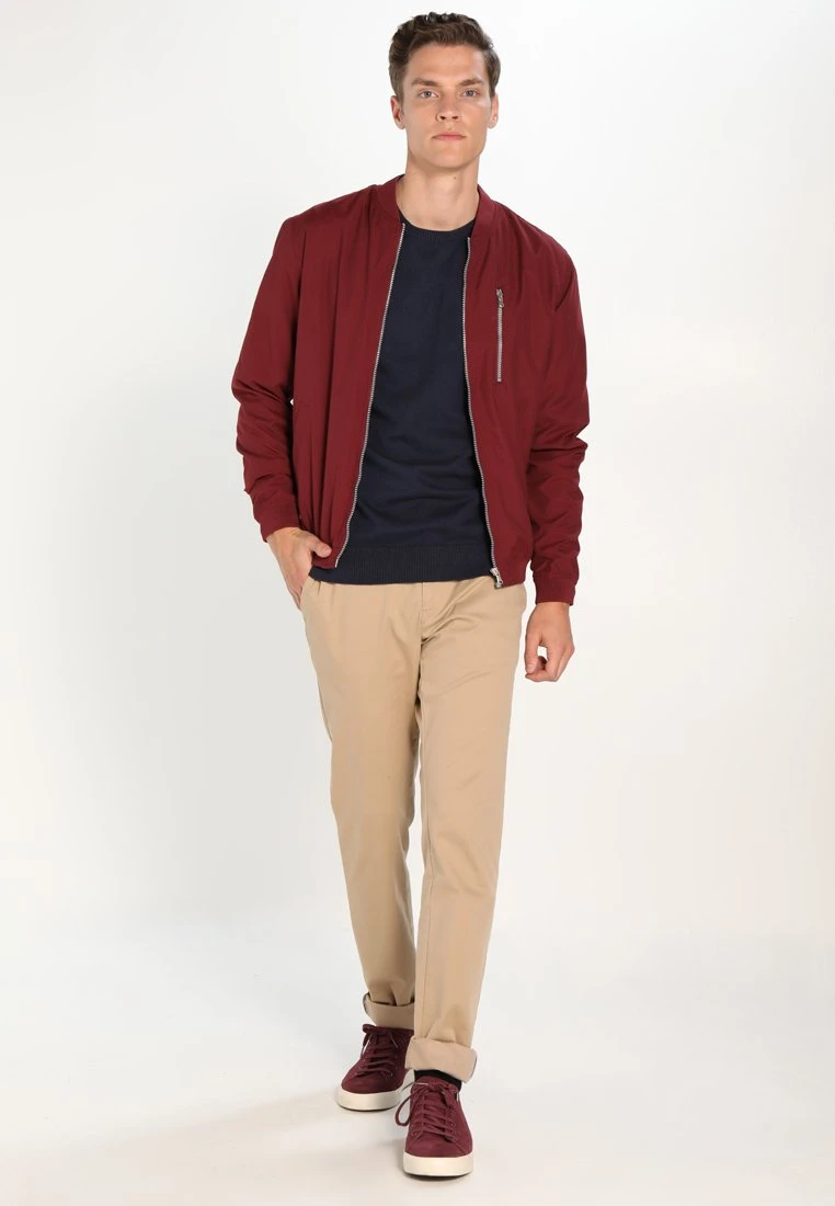 Pier One BASIC CREWNECK - Sweter - Dark Blue 2 Pier One BASIC CREWNECK - Sweter - Dark Blue - obrazek 2