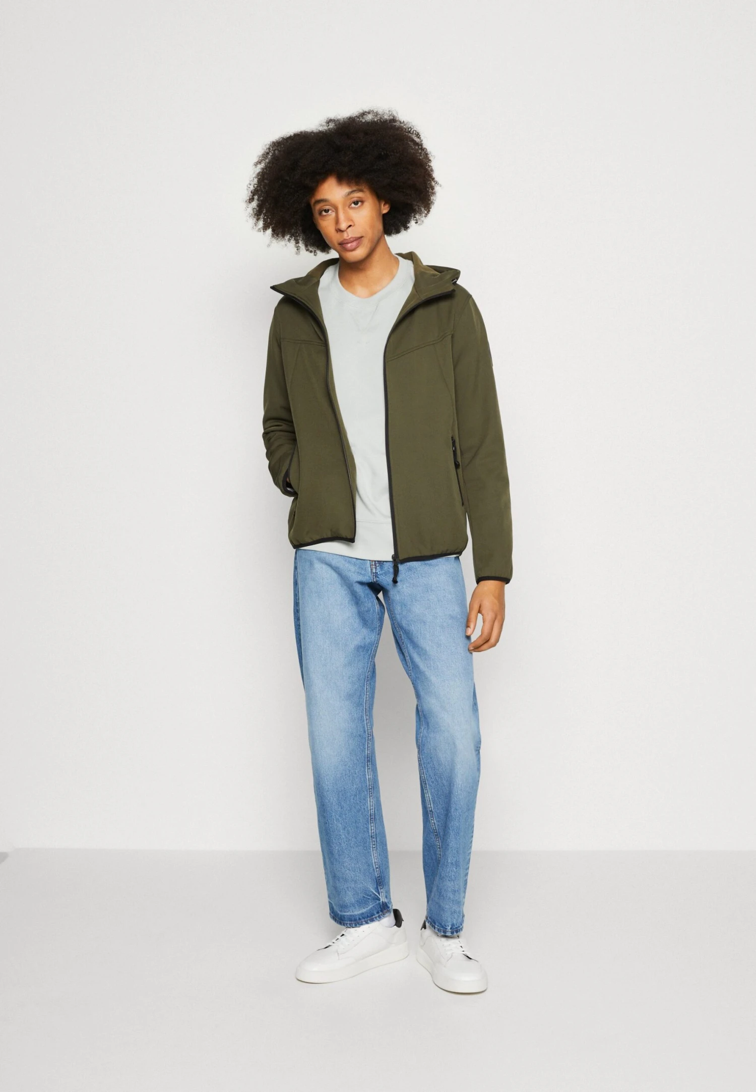 Pier One Kurtka Przeciwdeszczowa - Olive 2 Pier One Kurtka Przeciwdeszczowa - Olive - obrazek 2