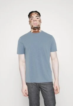 Pier One 7 PACK - T-shirt Basic - White/yellow/lilac 15 Pier One 7 PACK - T-shirt Basic - White/yellow/lilac -Pier One 7ffd67499c2a4ac297cf75df17af3af3