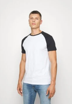 Pier One T-shirt Basic - Black