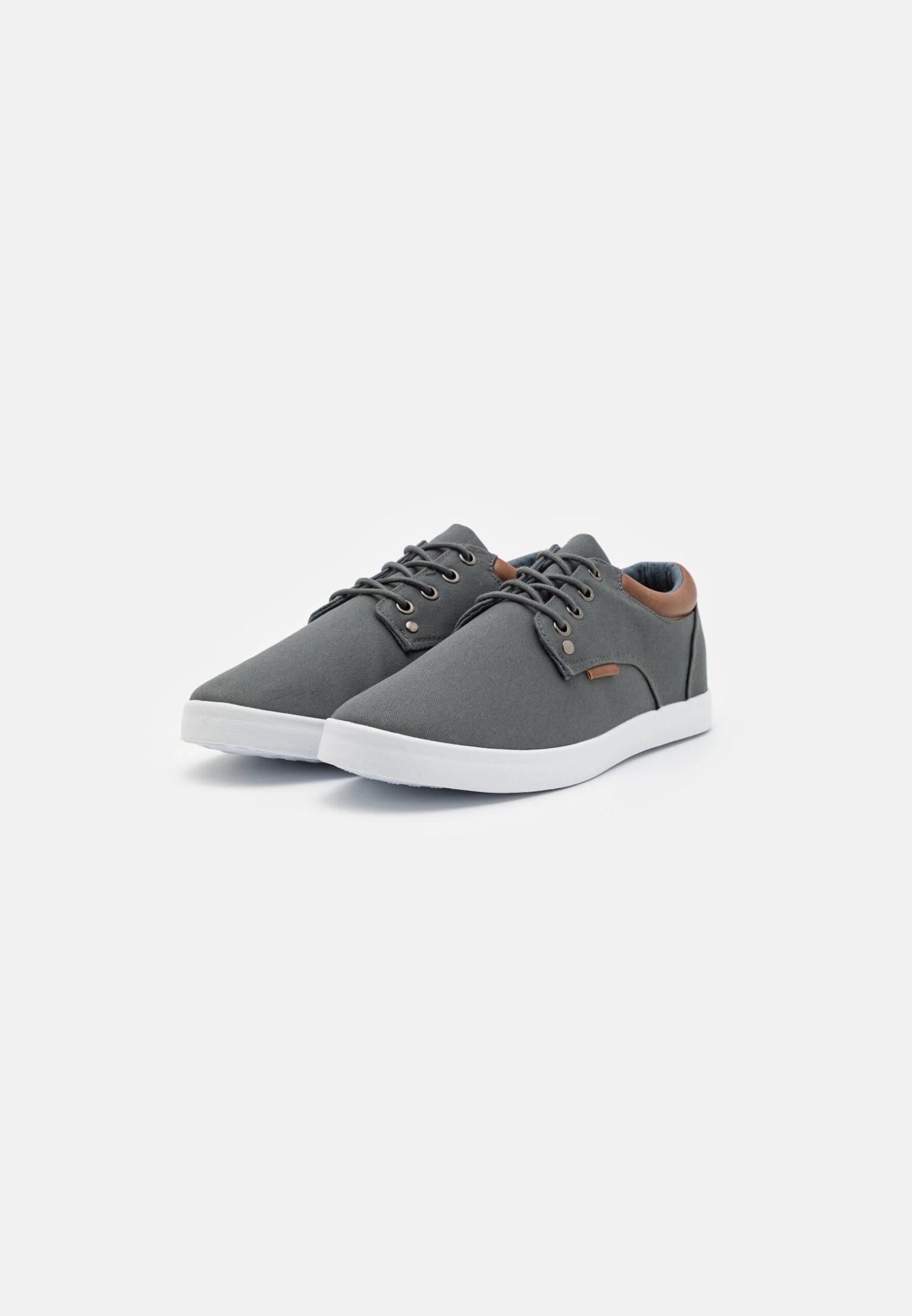 Pier One UNISEX - Sneakersy Niskie - Grey 2 Pier One UNISEX - Sneakersy Niskie - Grey - obrazek 2