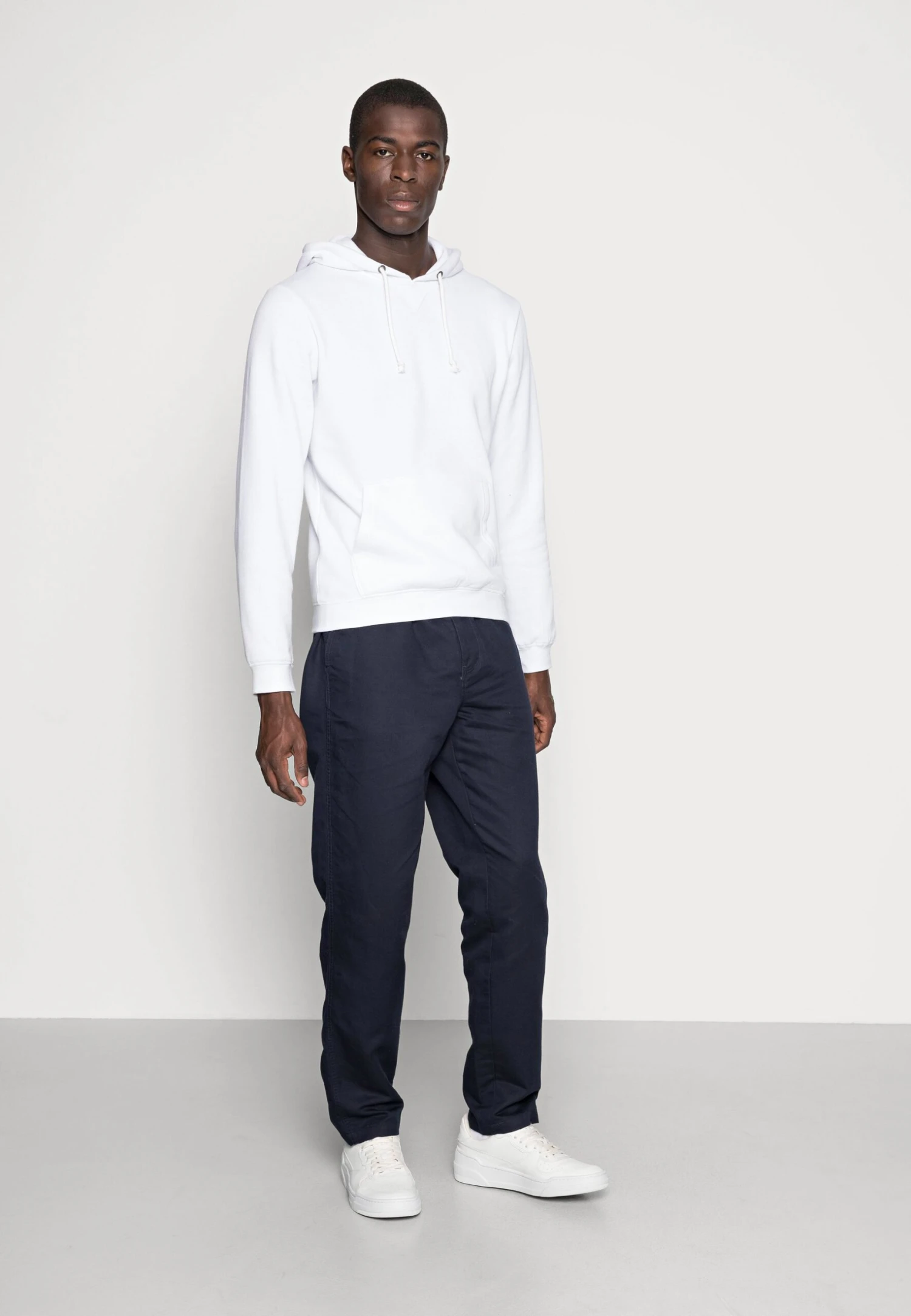 Pier One Bluza Z Kapturem - White 2 Pier One Bluza Z Kapturem - White - obrazek 2