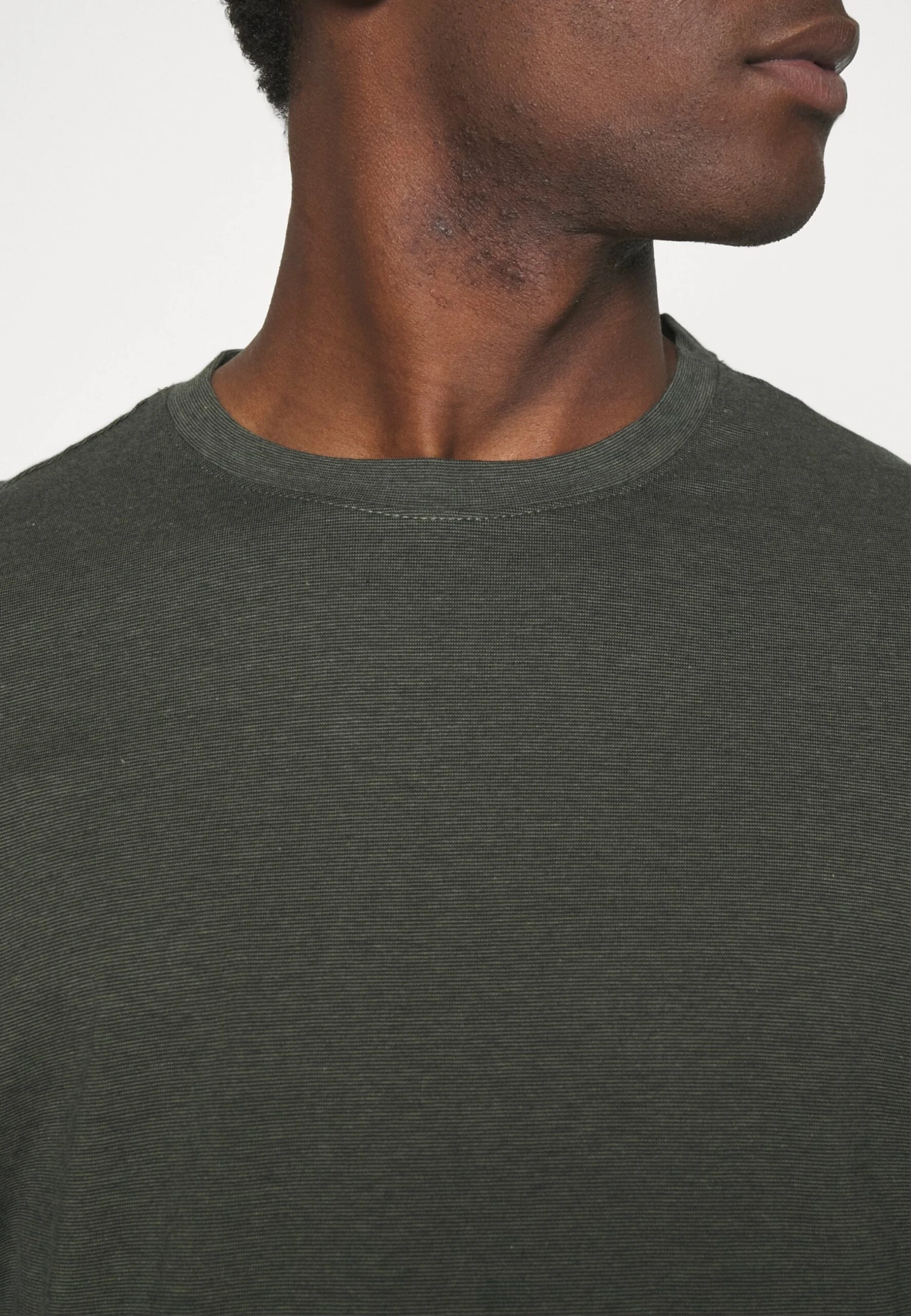 Pier One Piżama - Black/khaki 5 Pier One Piżama - Black/khaki - obrazek 5