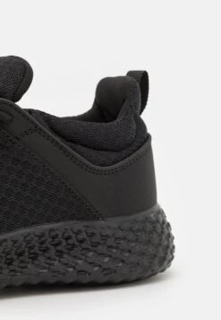 Pier One Sneakersy Niskie - Black 11 Pier One Sneakersy Niskie - Black -Pier One 8b178cd843e04a3db13d25a0ef02cbe8