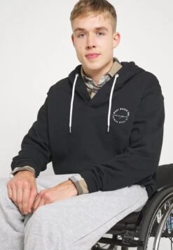 Pier One Spodnie Treningowe - Mottled Light Grey -Pier One 8c40d1600b524280bef4c17fda007e71