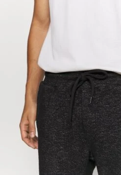 Pier One Szorty - Mottled Black 11 Pier One Szorty - Mottled Black -Pier One 9669b66e874744c1ba451014337cf24a