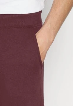 Pier One Spodnie Treningowe - Mottled Bordeaux -Pier One 9d8dfa8734284f2680e8529e70e536f6