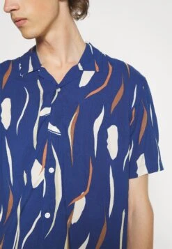 Pier One CONTEMPORARY ART REGULAR RESORT - Koszula - Blue -Pier One a0518d679d4f43c280b131d270852c8b