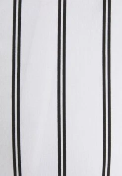 Pier One Koszula - Off-white -Pier One a349133760124b28b3fe4de70b6d3348