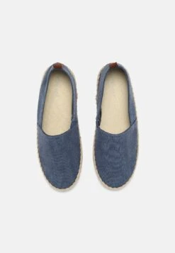 Pier One RENA ESPADRILLE UNISEX - Espadryle - Blue 10 Pier One RENA ESPADRILLE UNISEX - Espadryle - Blue -Pier One a712e8e1ca864c359ade29147a29a43e