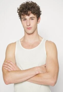 Pier One 5 PACK - Podkoszulki - White -Pier One a7b42243b4ce47b5b9118c128a1d9fb9