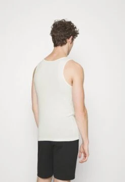 Pier One 5 PACK - Podkoszulki - White -Pier One abca2994ed86458e9ee2e40d0b3f1431