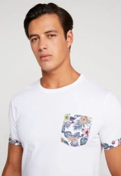 Pier One T-shirt Z Nadrukiem - White -Pier One af4ff66df58240028b24dc9d38bd8deb