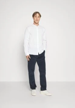 Pier One 2 PACK - Koszula - White/olive