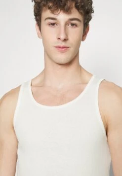 Pier One 5 PACK - Podkoszulki - White -Pier One b4f81d58f6144619951d0e2eb4b8bc32