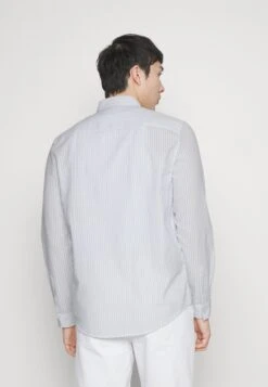 Pier One Koszula - White/light Blue -Pier One bbe9bb77261549e4833cde47c28b7767