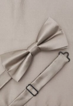 Pier One SET - Poszetka - Stone 11 Pier One SET - Poszetka - Stone -Pier One c079acf21d984f87a5a118594b813079