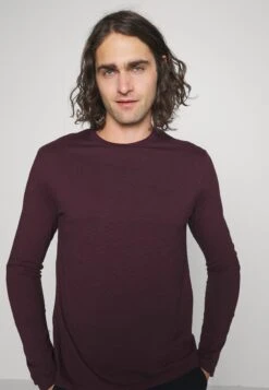 Pier One Piżama - Dark Blue/bordeaux 9 Pier One Piżama - Dark Blue/bordeaux -Pier One c54af894dc5e444ebbec14e1eec64139