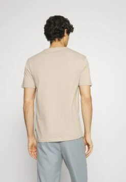 Pier One 5 PACK - T-shirt Basic - Dark Grey/dark Blue/olive 10 Pier One 5 PACK - T-shirt Basic - Dark Grey/dark Blue/olive -Pier One c945902471204c0fbdb85ef87c17d2c9