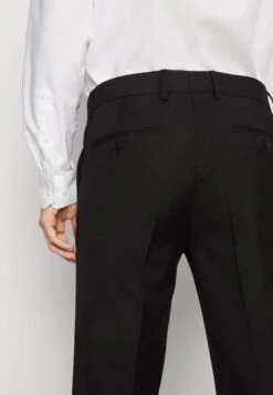 Pier One SET - Garnitur - Black 15 Pier One SET - Garnitur - Black -Pier One cb2ee85aa433413f94a730315c37b875